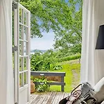 別荘 Woodland House Near Tirsbaek Estate And Fjord *
