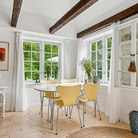 Skovhus Naer Tirsbaek Gods Og Vejle Fjord Vejle