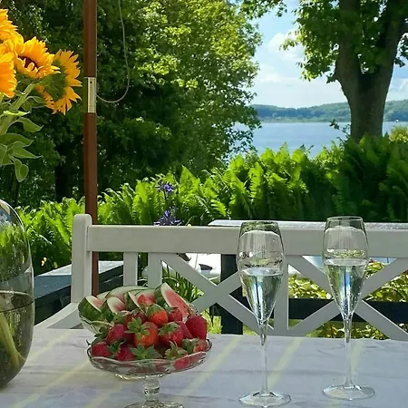 Skovhus Naer Tirsbaek Gods Og Vejle Fjord Vakantiehuis *